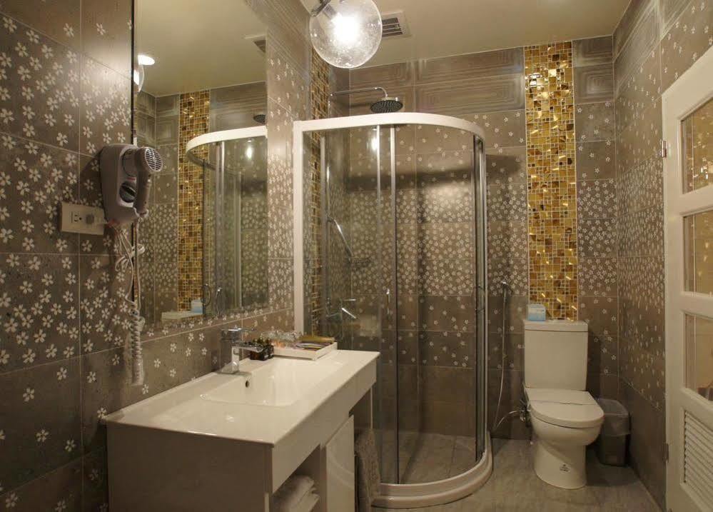 Boston Hotel Chiayi City Exterior photo